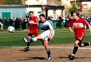 W ostatnim spotkaniu derbowym (2002 rok), Unia wygrała 1:0 po bramce Marka Szutowicza. (fot. K. Repiński)