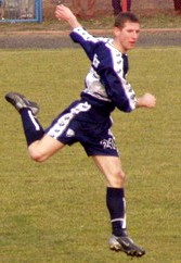 Jakub Resmerowski strzeli jedyn bramk dla Unii. (fot. tur.turek.net.pl)